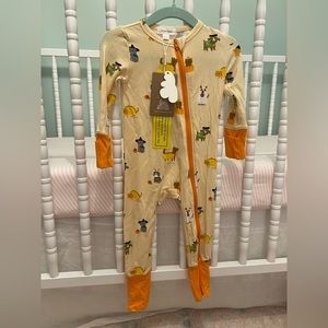 Angel Dear Halloween pajamas NWT 3-6M
